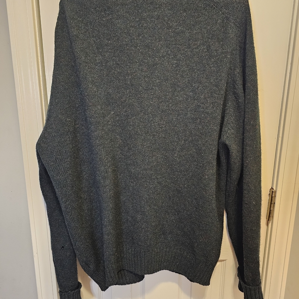 Woolrich Men's Classic Green Cardigan - Picture 6 of 6